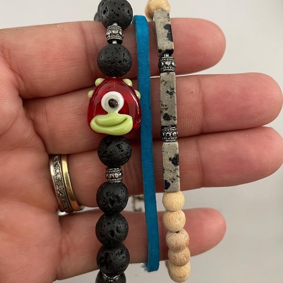 Bracelets - Picture 2 of 2